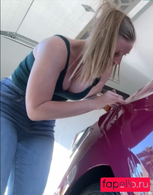 Kayla Rundle Onlyfans Photo Gallery 