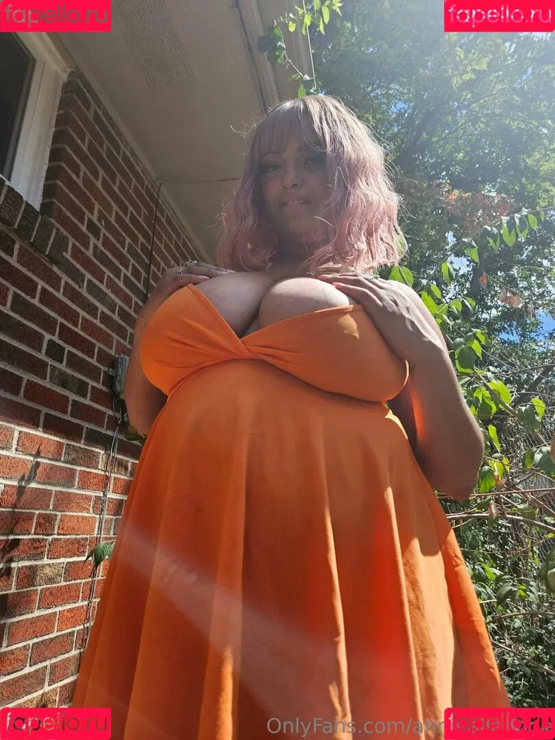 annieallanpoe Onlyfans Photo Gallery 