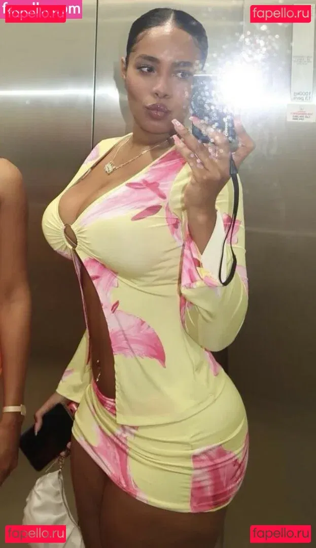 2sandz Onlyfans Photo Gallery 