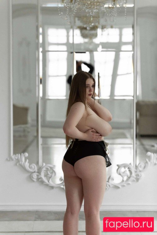 Lucy Laistner Onlyfans Photo Gallery 