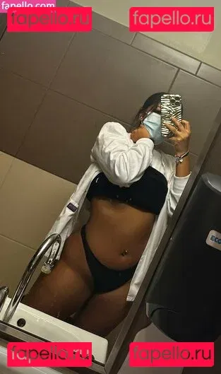 spicyserenaaa Onlyfans Photo Gallery 