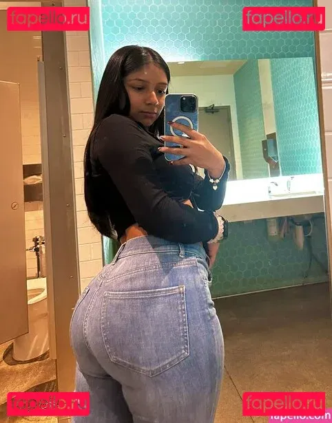 spicyserenaaa Onlyfans Photo Gallery 