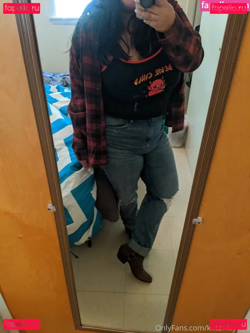 kittenkiyomi Onlyfans Photo Gallery 