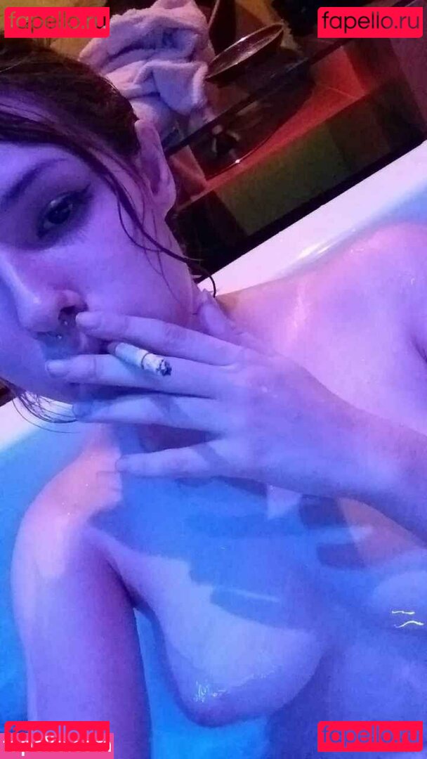 Saramalacara Nude Onlyfans Photo 7