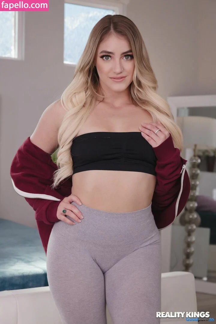 Kenzie Madison Onlyfans Photo Gallery 