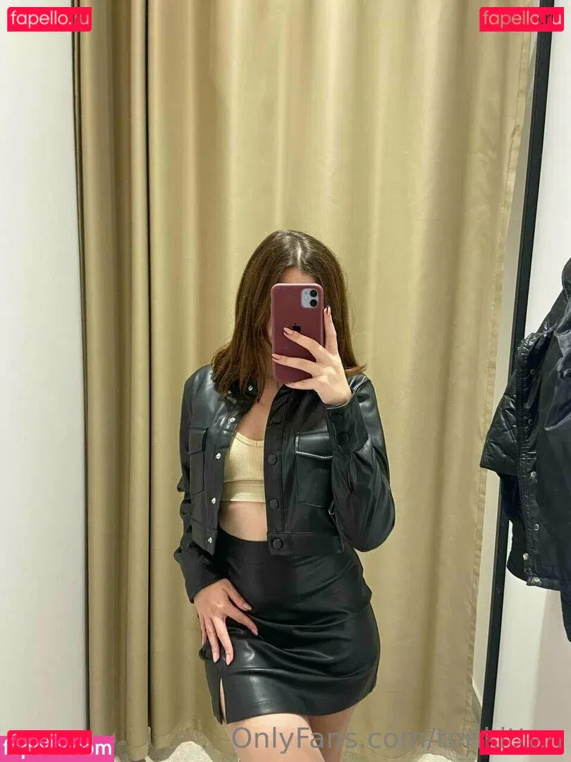 torikitten Onlyfans Photo Gallery 