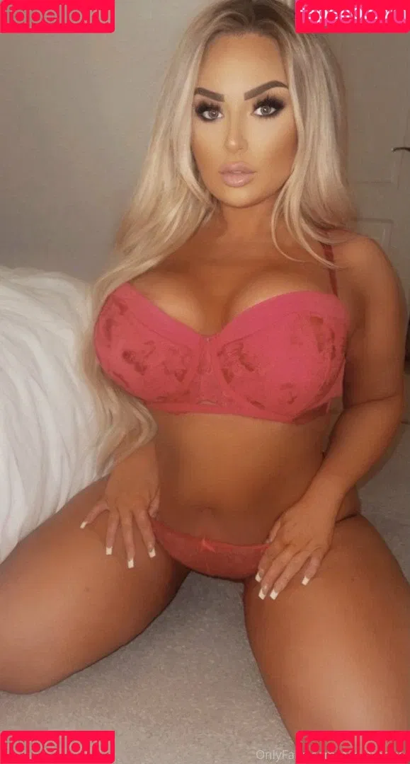 nadia.rose Onlyfans Photo Gallery 