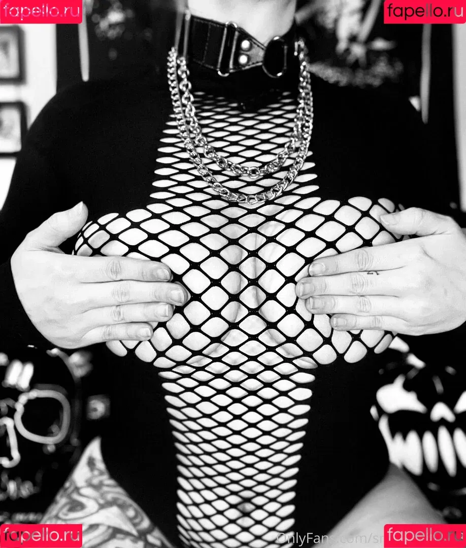 smokewitch13 Onlyfans Photo Gallery 