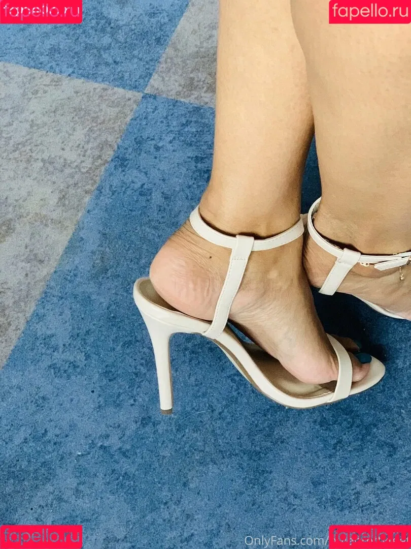 pujaprettyfeet Onlyfans Photo Gallery 