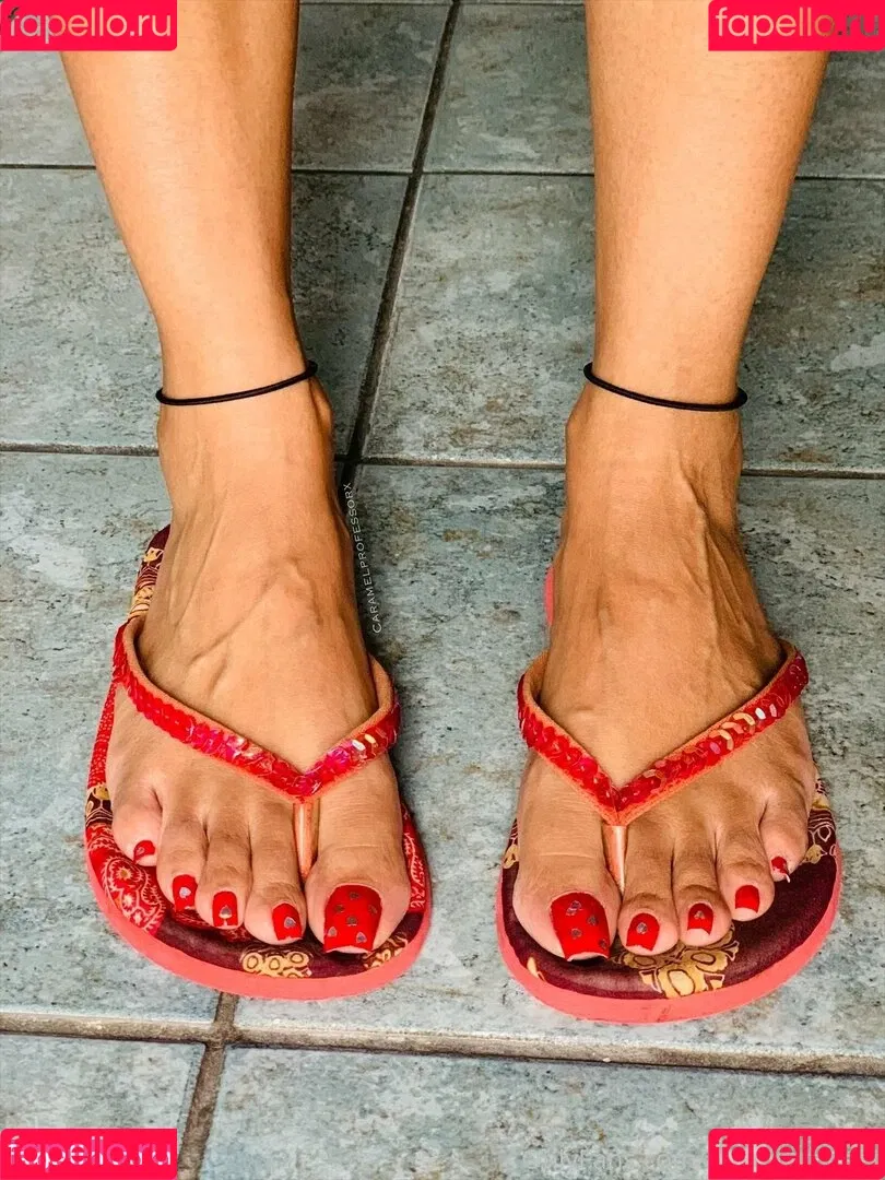 pujaprettyfeet Onlyfans Photo Gallery 