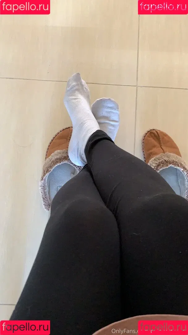 pujaprettyfeet Onlyfans Photo Gallery 