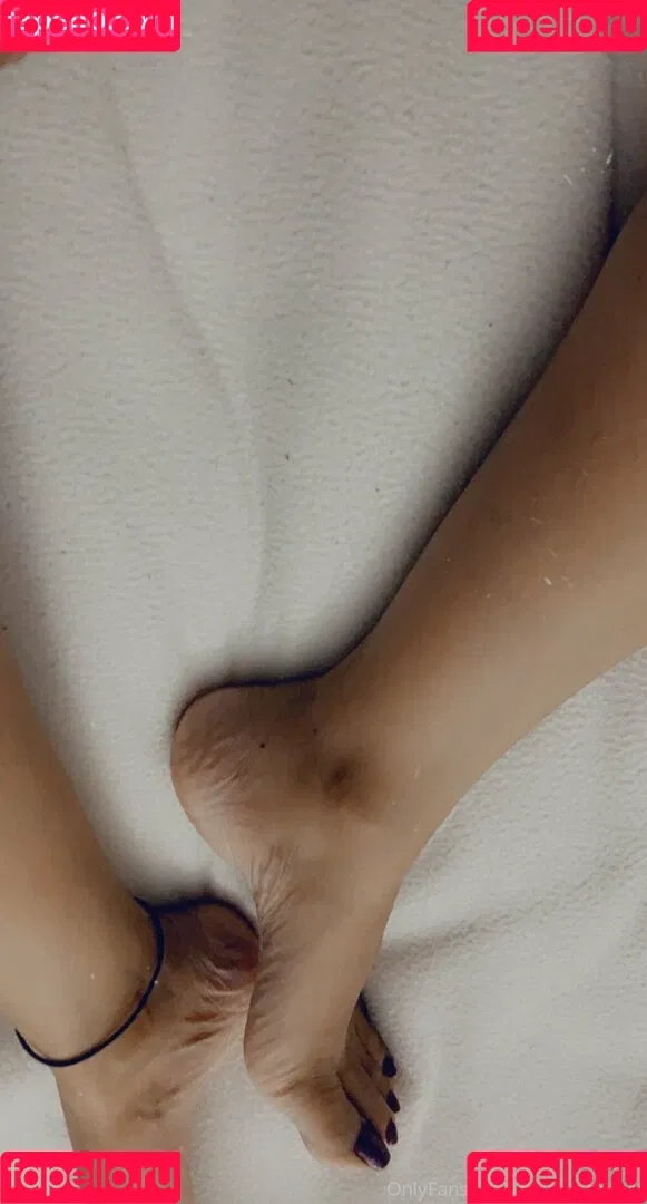 pujaprettyfeet Onlyfans Photo Gallery 