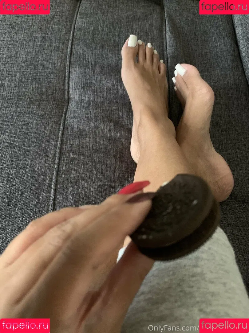 pujaprettyfeet Onlyfans Photo Gallery 