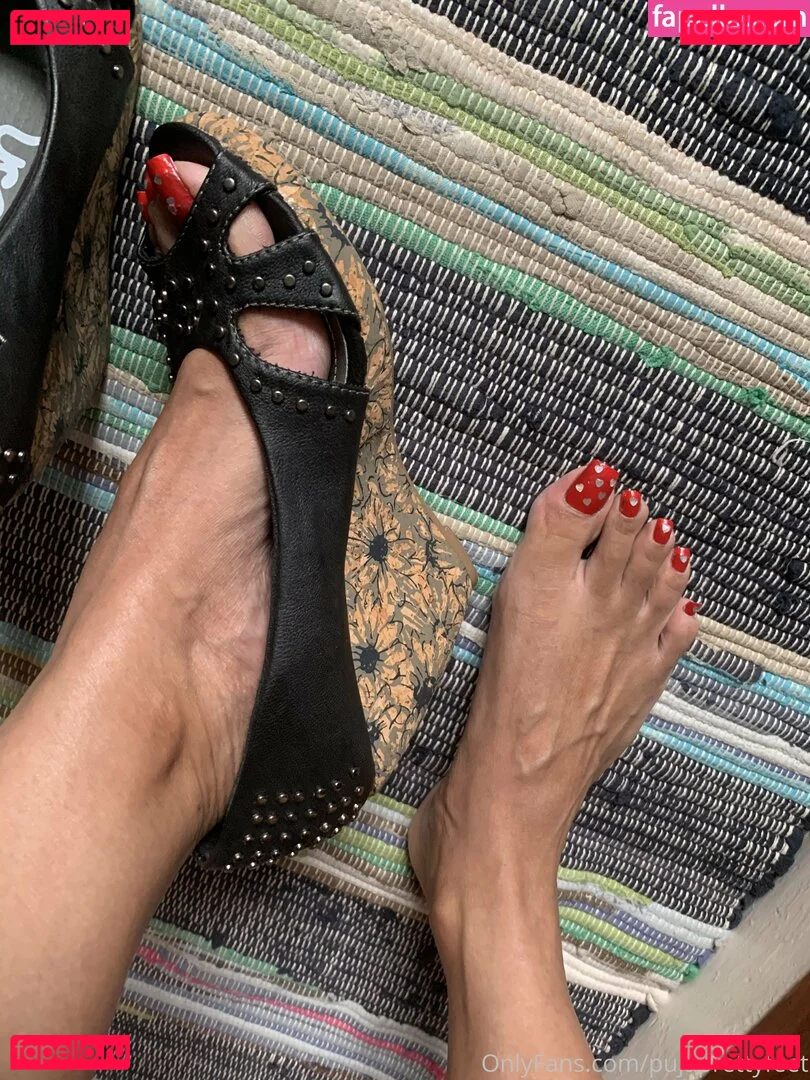 pujaprettyfeet Onlyfans Photo Gallery 