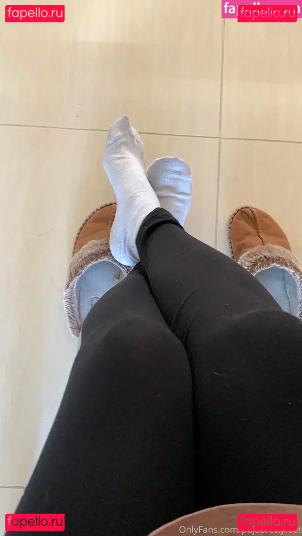 pujaprettyfeet Onlyfans Photo Gallery 