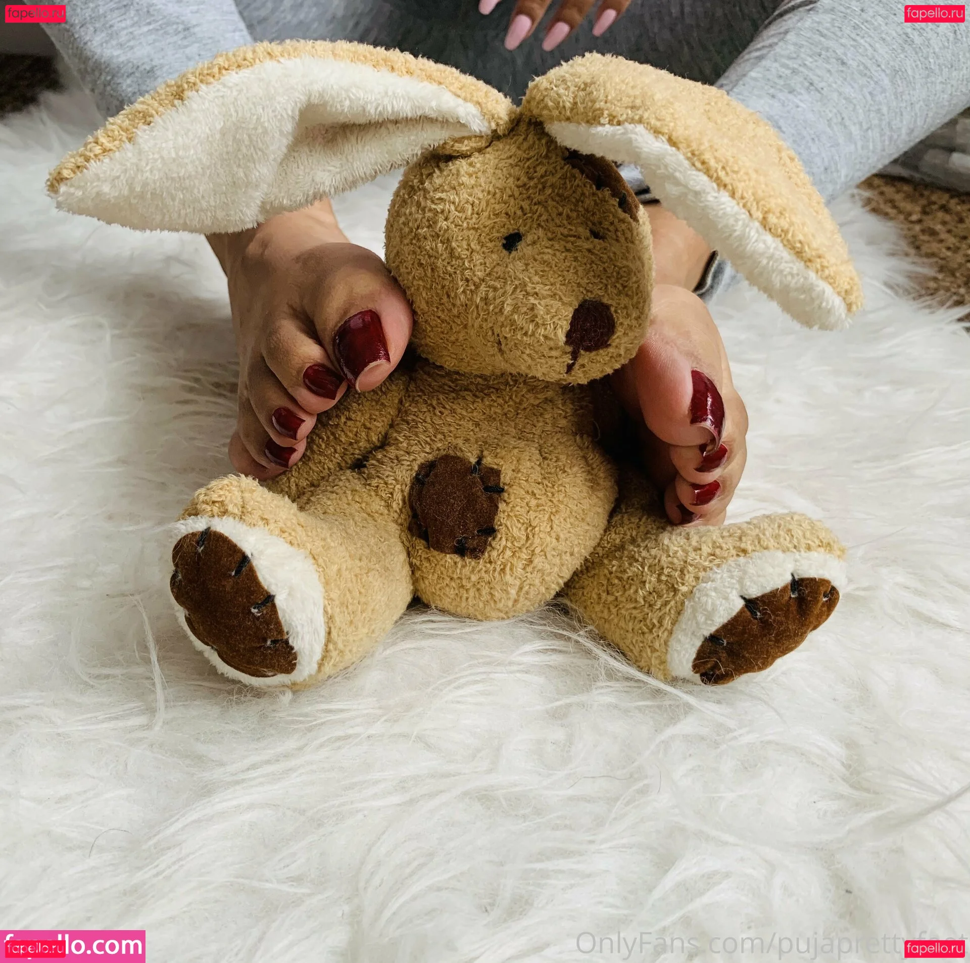 pujaprettyfeet Onlyfans Photo Gallery 