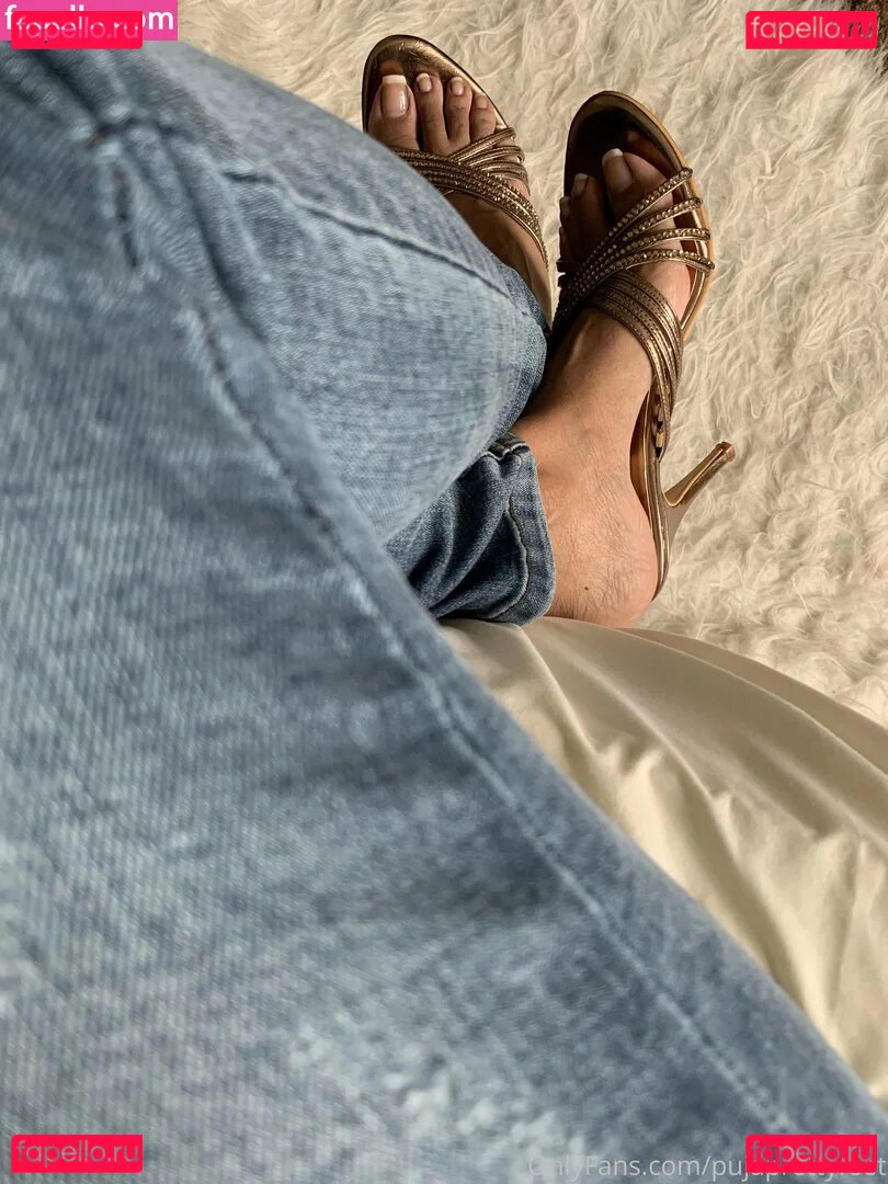 pujaprettyfeet Onlyfans Photo Gallery 