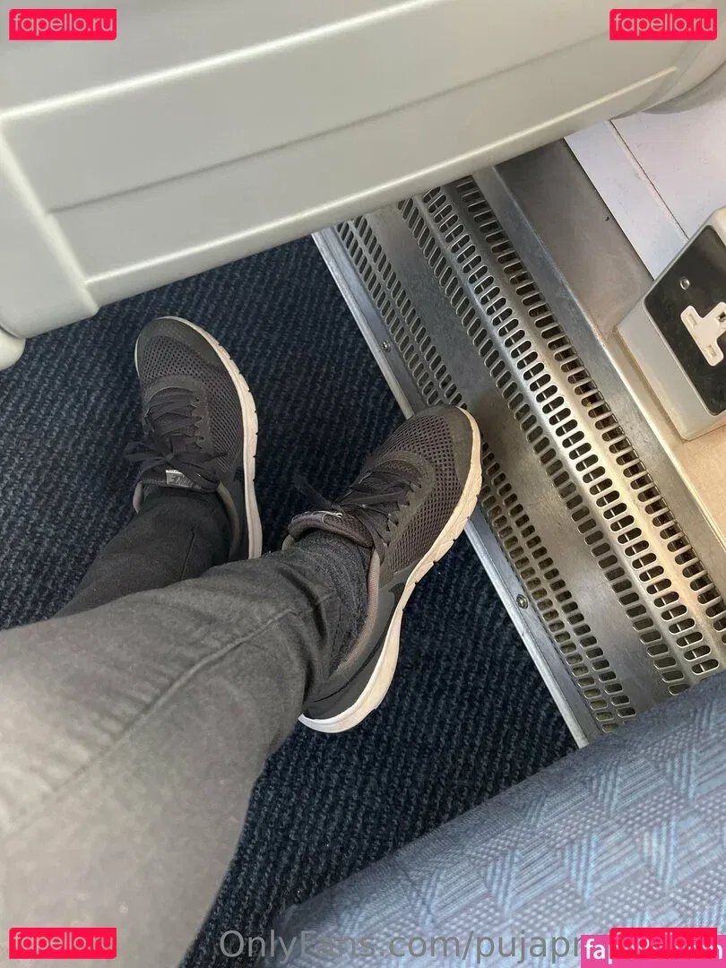 pujaprettyfeet Onlyfans Photo Gallery 