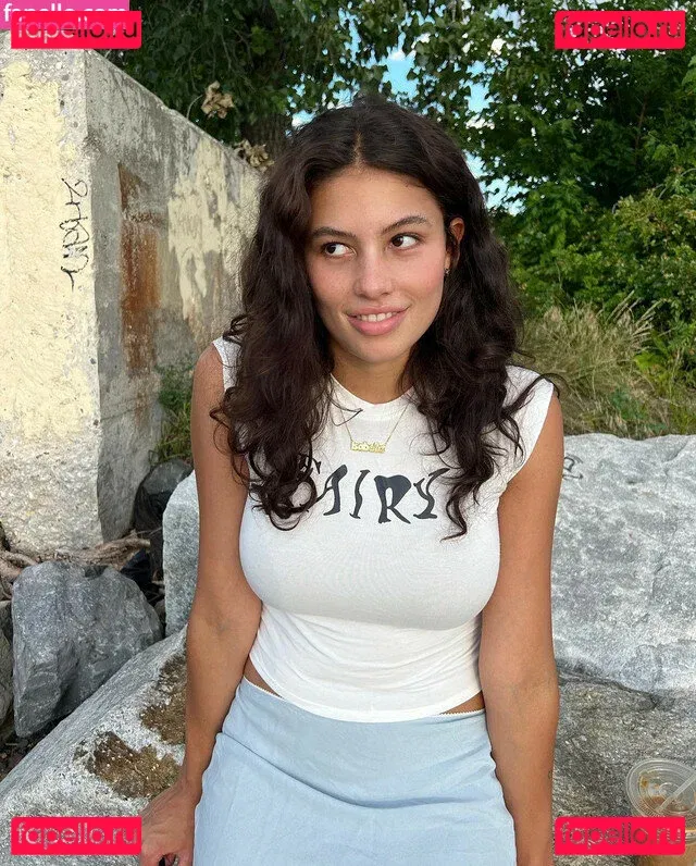 Isabella Carr Onlyfans Photo Gallery 