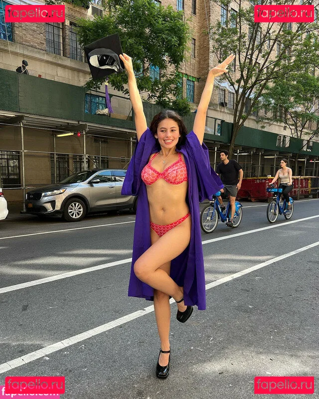 Isabella Carr Onlyfans Photo Gallery 