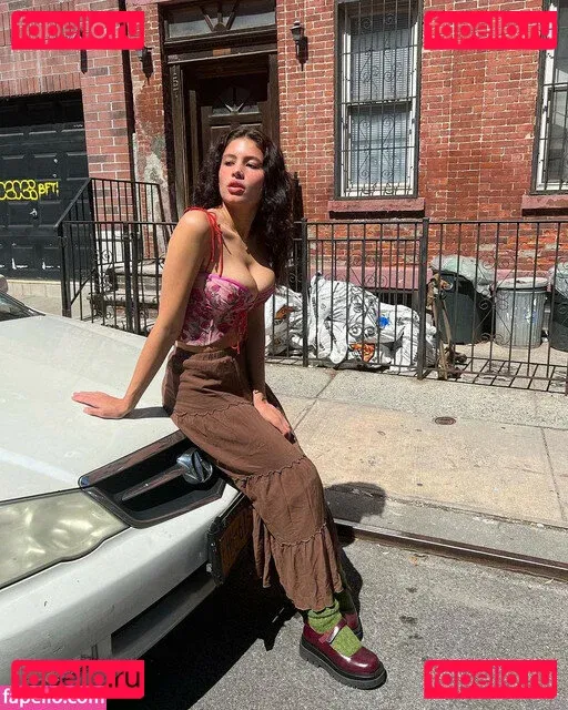 Isabella Carr Onlyfans Photo Gallery 