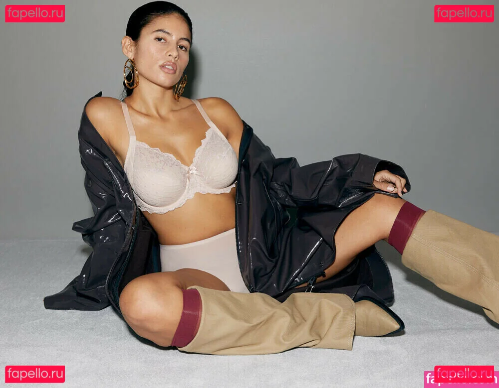 Isabella Carr Onlyfans Photo Gallery 