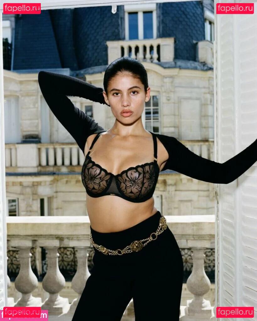 Isabella Carr Onlyfans Photo Gallery 