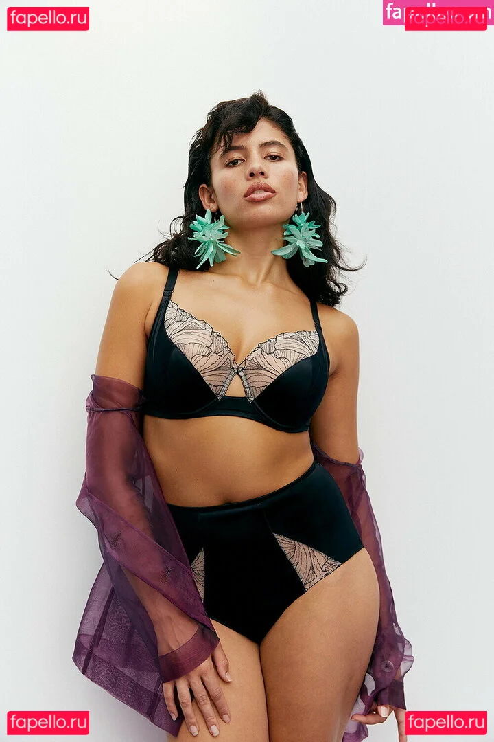 Isabella Carr Onlyfans Photo Gallery 