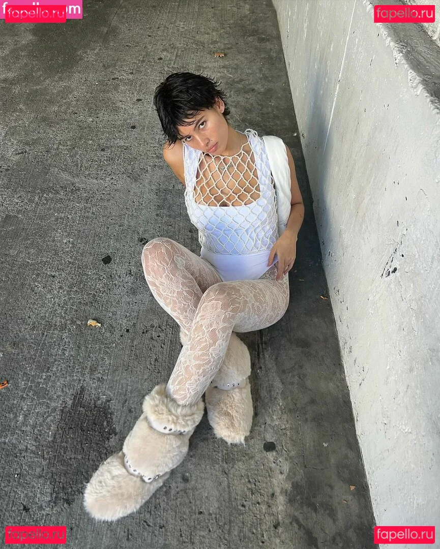 Isabella Carr Onlyfans Photo Gallery 