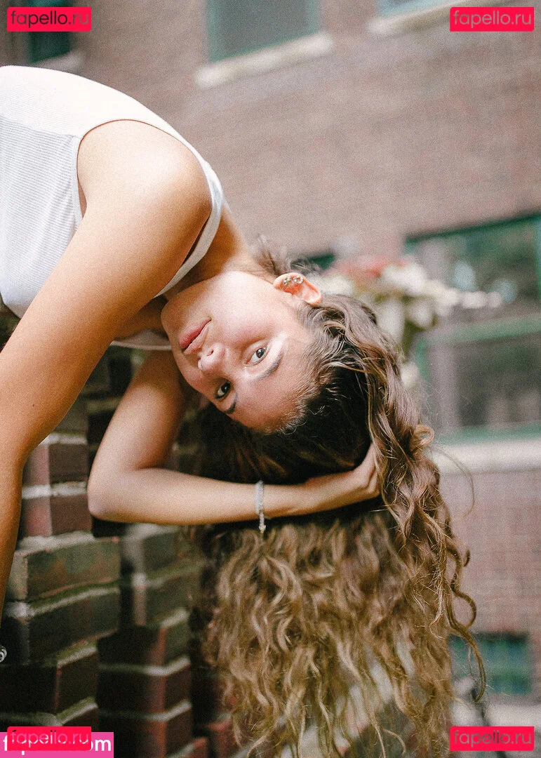 Isabella Carr Onlyfans Photo Gallery 