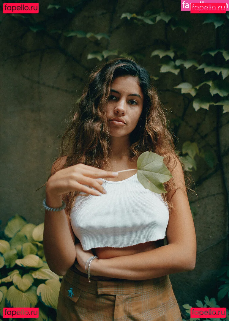 Isabella Carr Onlyfans Photo Gallery 