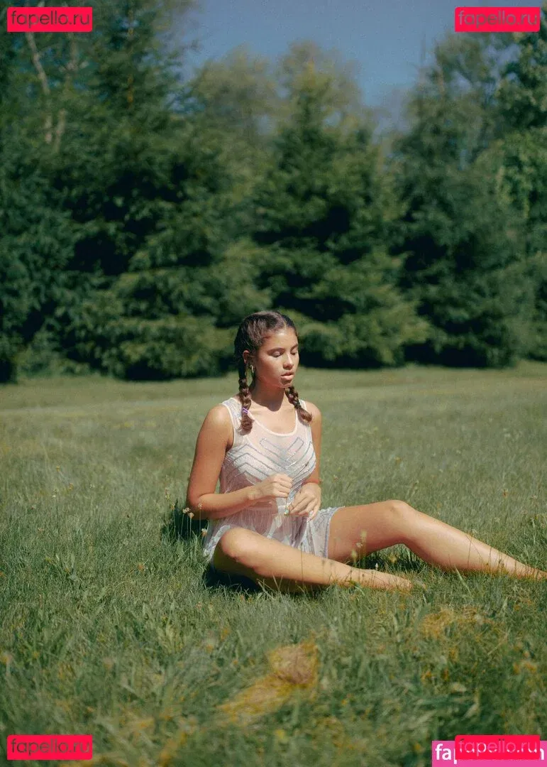 Isabella Carr Onlyfans Photo Gallery 