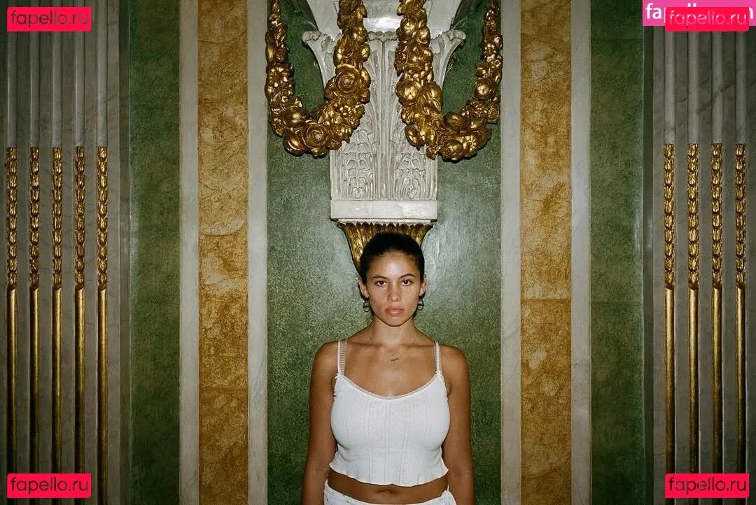 Isabella Carr Onlyfans Photo Gallery 