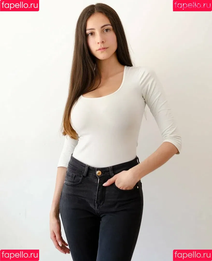 Daniela Derly Onlyfans Photo Gallery 
