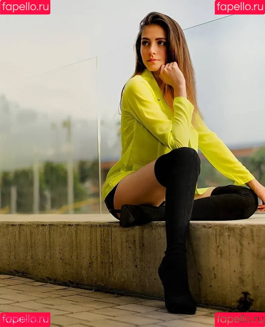 Daniela Derly Onlyfans Photo Gallery 