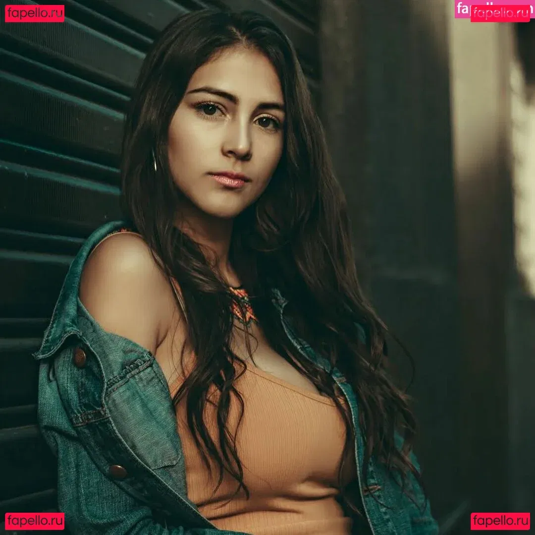 Daniela Derly Onlyfans Photo Gallery 