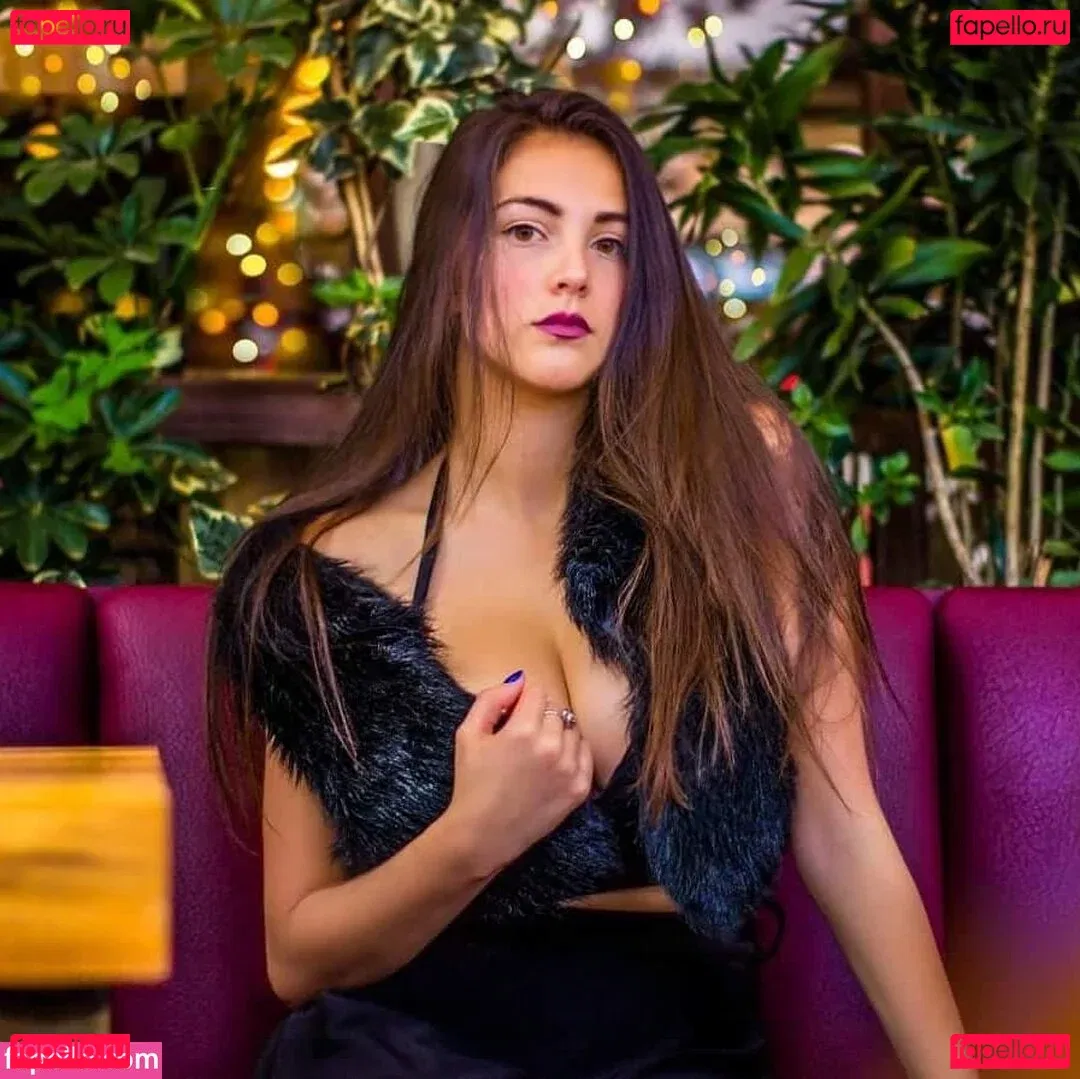 Daniela Derly Onlyfans Photo Gallery 