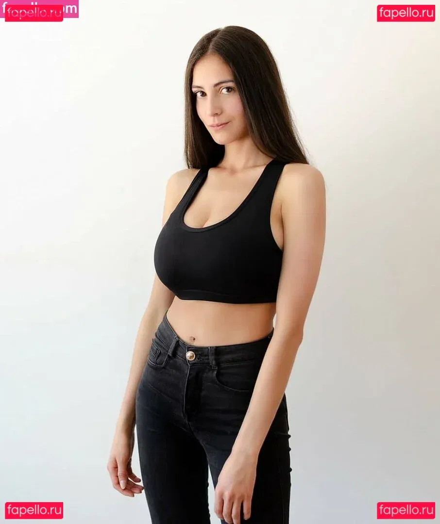 Daniela Derly Onlyfans Photo Gallery 