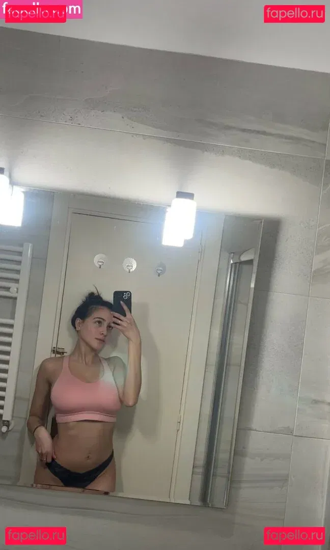 Daniela Derly Onlyfans Photo Gallery 