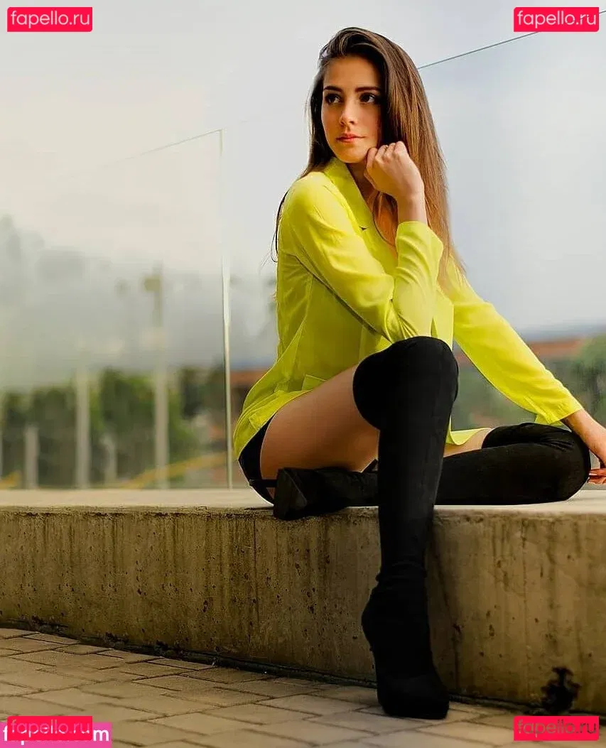 Daniela Derly Onlyfans Photo Gallery 