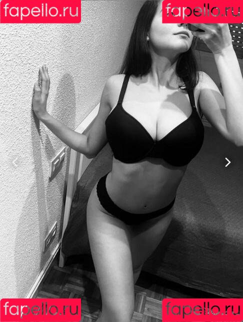 Daniela Derly Onlyfans Photo Gallery 