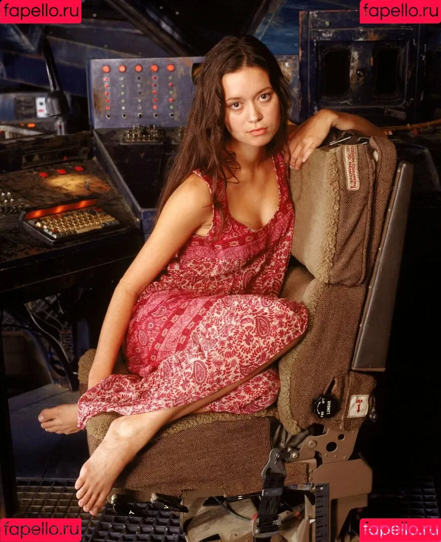 Summer Glau Onlyfans Photo Gallery 