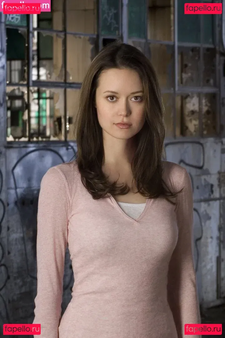 Summer Glau Onlyfans Photo Gallery 