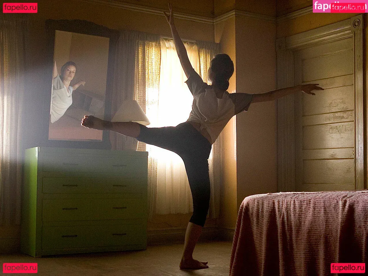 Summer Glau Onlyfans Photo Gallery 