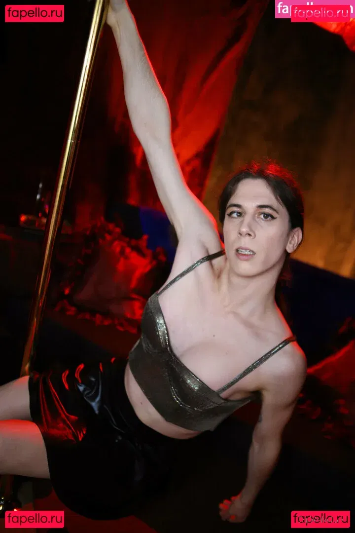 sophieladder Onlyfans Photo Gallery 