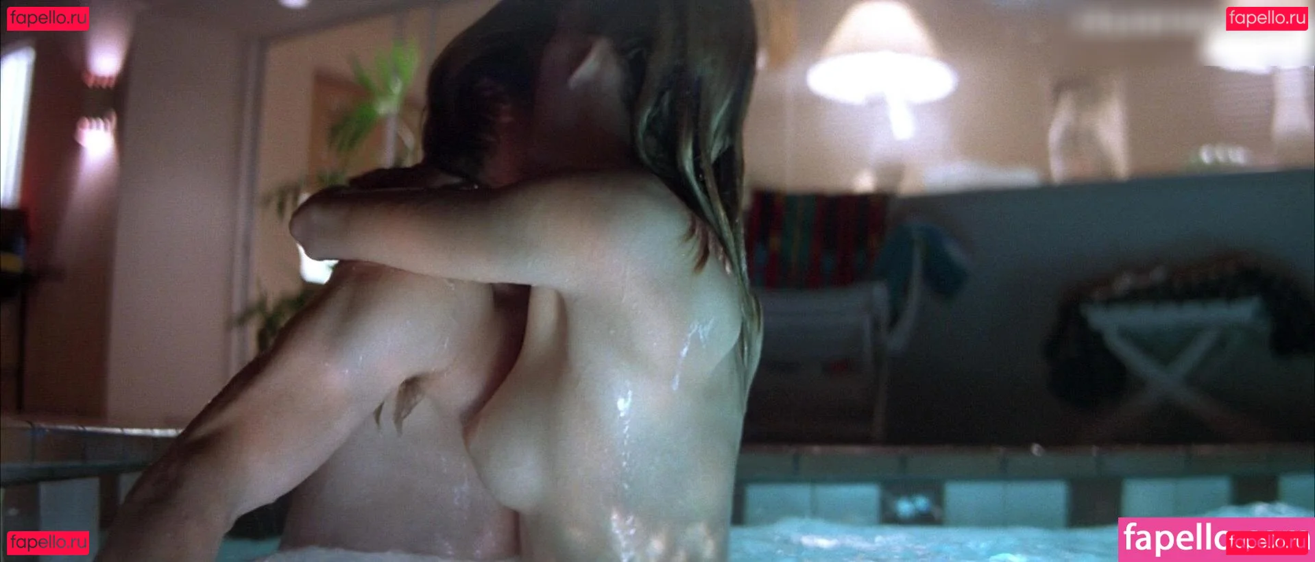 Natasha Henstridge Onlyfans Photo Gallery 