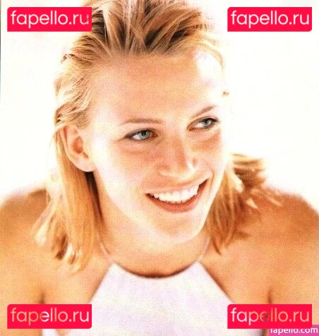 Natasha Henstridge Onlyfans Photo Gallery 