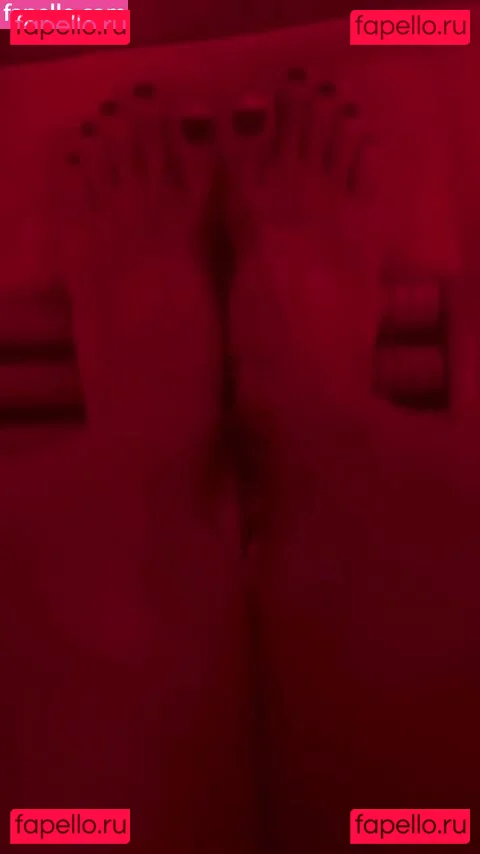 Natasha Henstridge Onlyfans Photo Gallery 