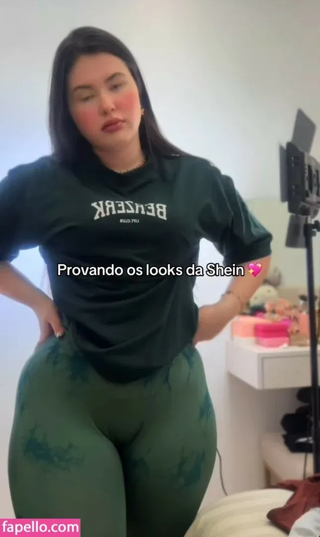 Nicolle Caroline Onlyfans Photo Gallery 