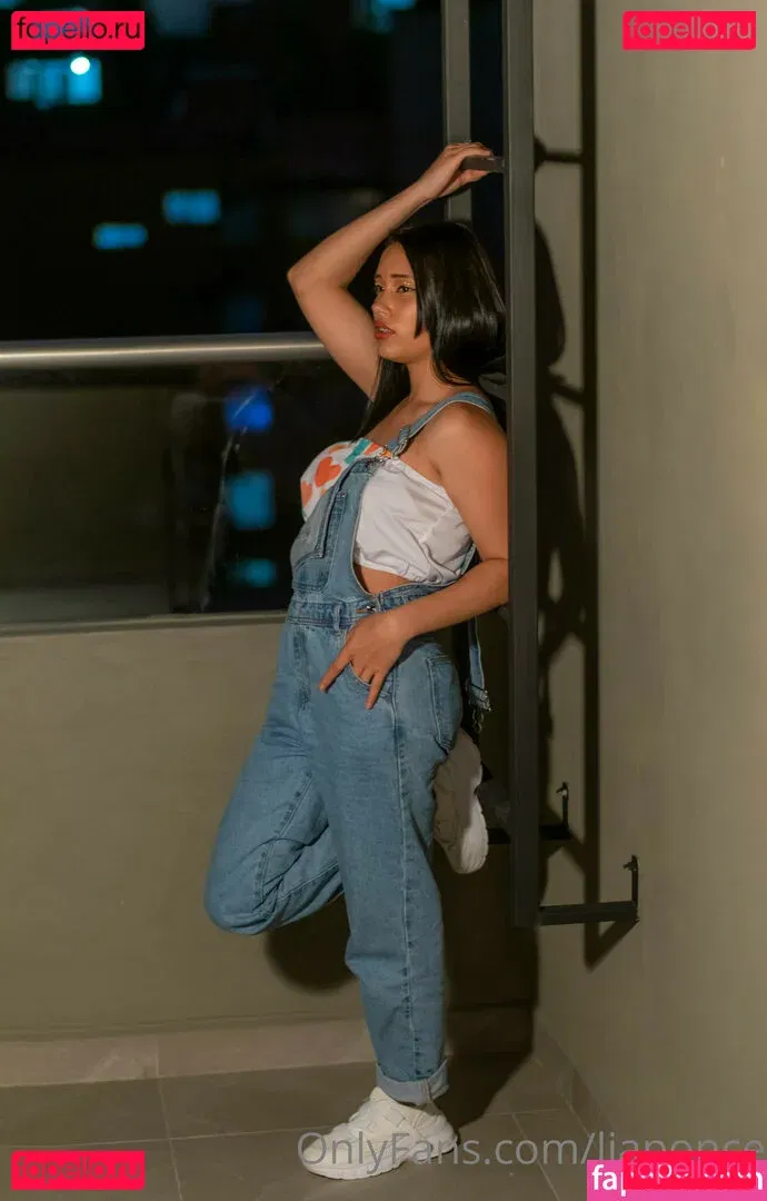 Lia Ponce Onlyfans Photo Gallery 